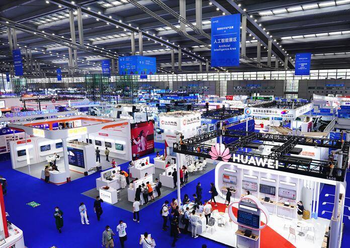40万+㎡展出面积,5000+参展企业,2025深圳人工智能展会·高交会