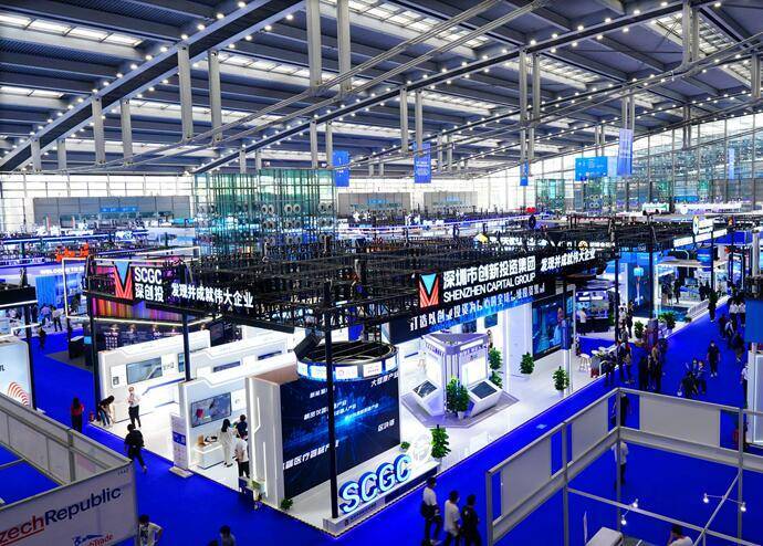 40万+㎡展出面积,5000+参展企业,2025深圳人工智能展会·高交会