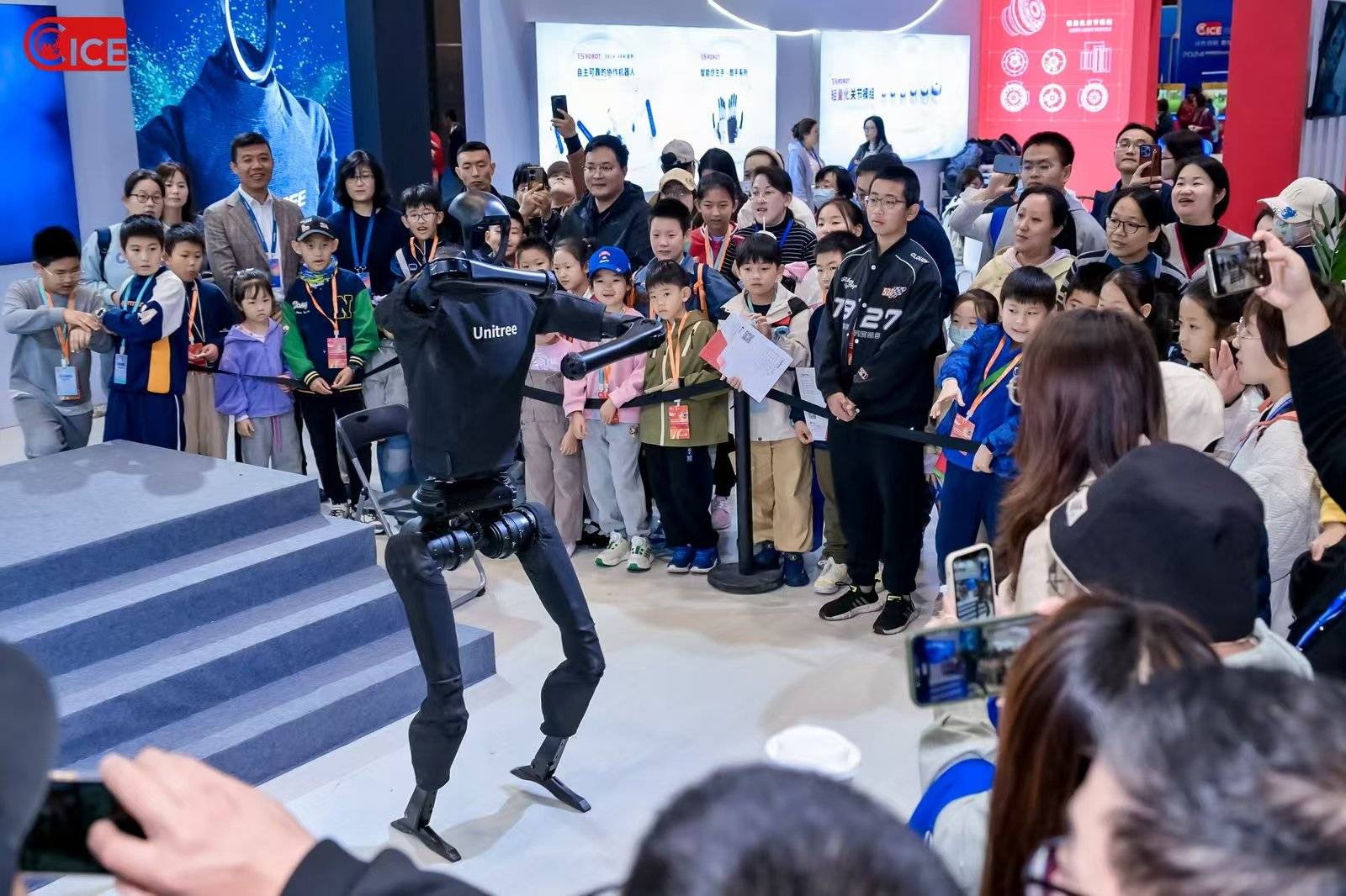 前沿技术集中亮相,AI赋能千行百业 | 2025青岛人工智能博览会