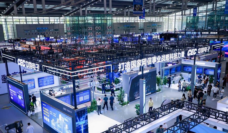 中国电子信息博览会（CITE）作为中国电子信息产业的风向标，已发展成为全球电子信息领域最具影响力的展会之一。自创办以来，CITE始终秉持"全球视野，国际一流，创新引领，服务产业"的核心理念，不仅见证了中国电子信息产业的跨越式发展，更成为推动全球数字经济发展的重要引擎。2026年4月9日至11日，第十四届CITE将在深圳会展中心（福田）盛大开幕，这场为期三天的科技盛宴将再次向世界展示中国电子信息产