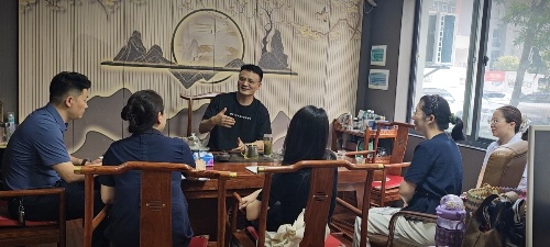 宜昌高新区企业服务局精准把脉软盟科技等企需求 助力数字经济联盟提速建设