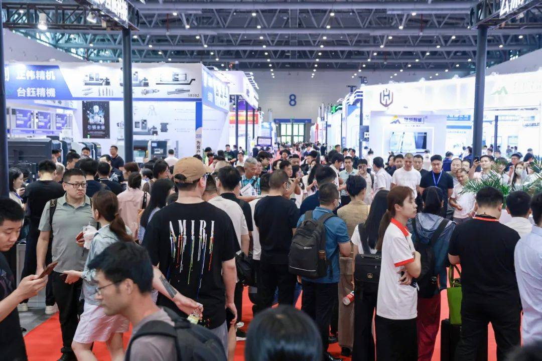 产业链协同创新，破解行业痛点“2025上海人形机器人展”