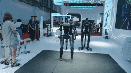 展商推荐｜1秒起身“鹿明机器人”重新定义人形机器人