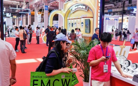 数十场峰会并行，2027赛逸展不止于展